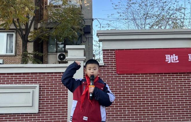 管中一附小第十四届校园足球班级联赛纪实(图5)